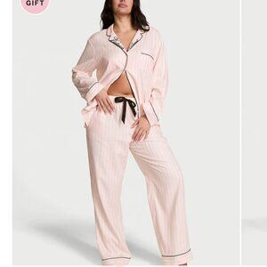 Victoria's Secret Flannel Pajama Set - NWT
